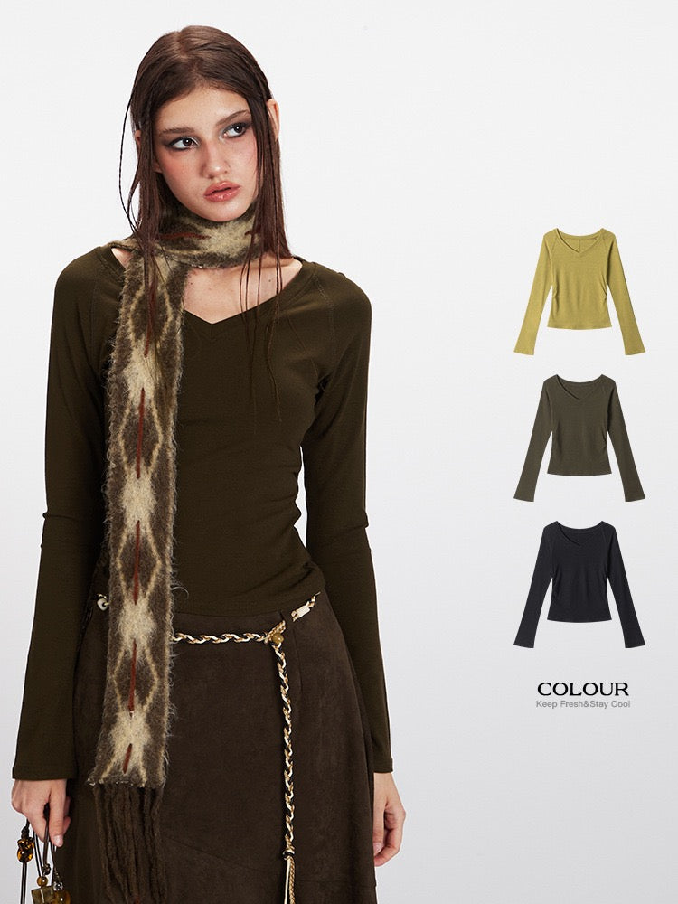 Archive Essential V-Neck Long Sleeve Top