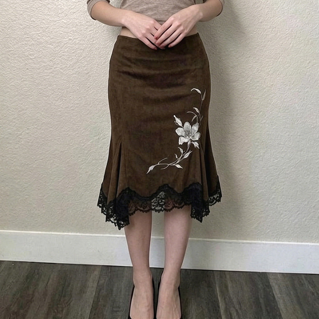 Embroidered Lily Lace Hem Midi Skirt